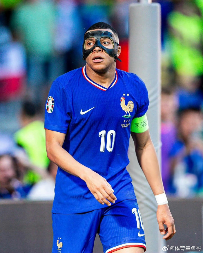 精彩，皇马女足前锋琳达-凯塞多打入一记马拉多纳式进球