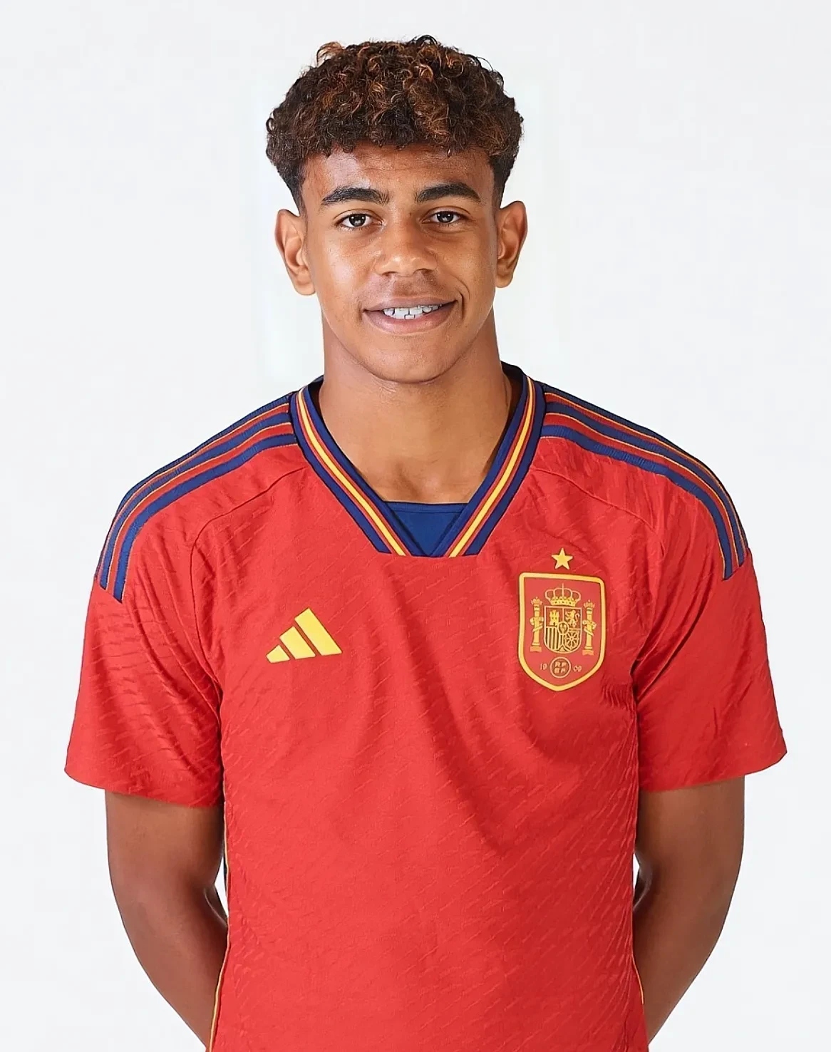 （粤港澳全运会）网球男子单打：奥运亚军张之臻战胜对手晋级