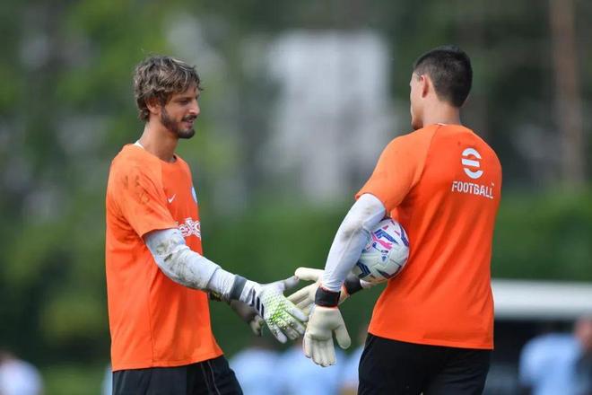 西甲：皇马主场2-1击败皇家贝蒂斯