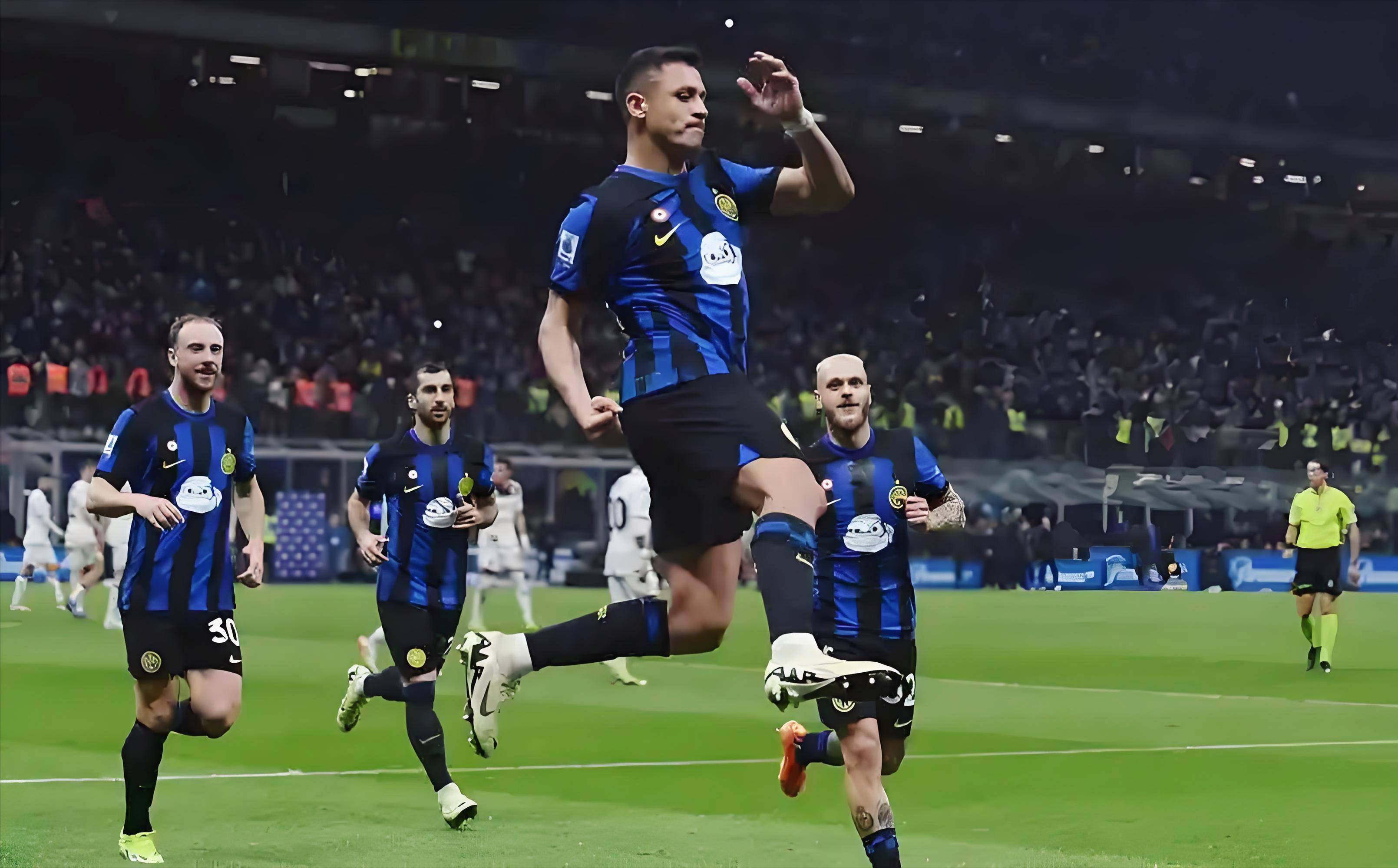 获体育传奇奖！托雷斯：感谢马德里足协，我对此感到无比自豪