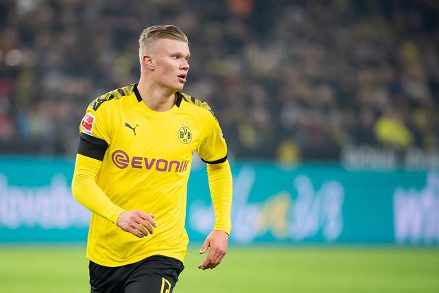 4-3大逆转,54岁埃梅里神了：率队逆转布莱顿+6连胜反超切尔西至第3